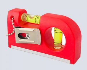 Mini-Wasserwaage mit magnetischer Box